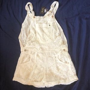 Miss Me Cream Colored Lace Overalls NWT Size M